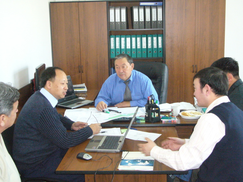 哈薩克斯坦能源總公司董事長(zhǎng)與廖世明會(huì)談